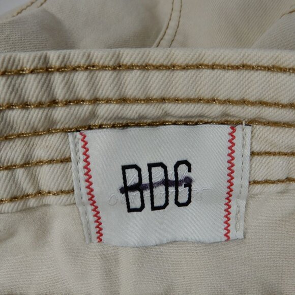 BDG Urban Outfitters Low Rise Tapered Moto Zipper JEANS Size 28 Ivory Denim NEW - Picture 3 of 13